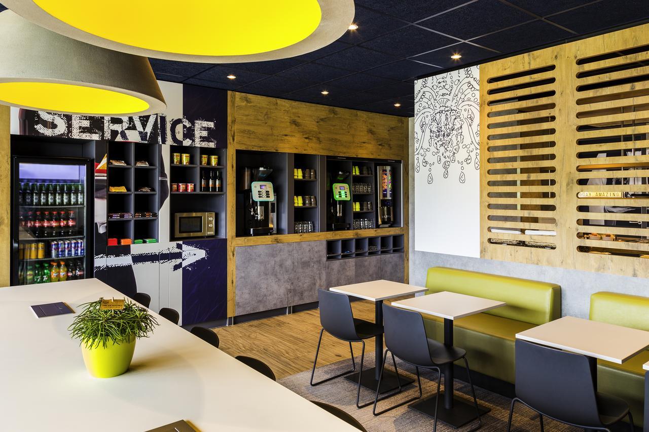 ibis budget Stein Maastricht Buitenkant foto